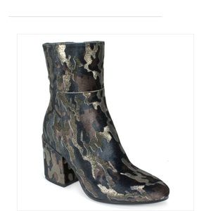 ♥️ Summit boots♥️